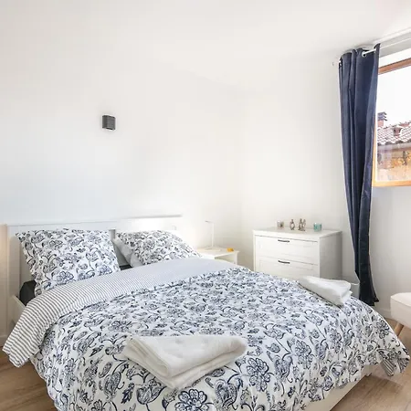 Le Repos Du Melomane - A 1h De Lyon Climatise Apartment *